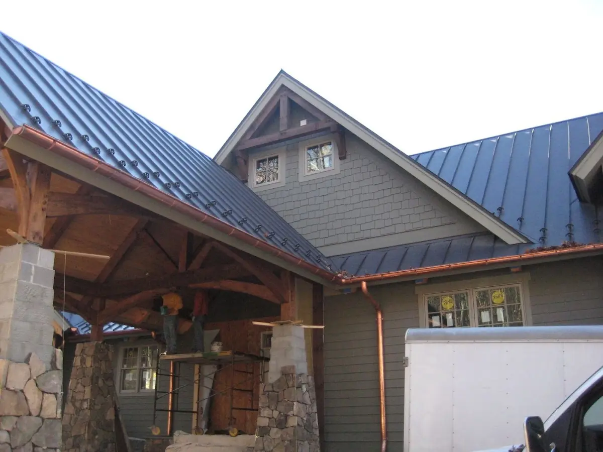 Craftsman Roofing team delivering quality roofing work in Edgehill